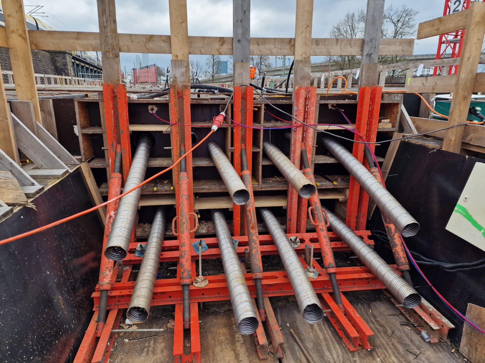 WhatsApp Image 2025-03-18 at 14.27.44 (1)